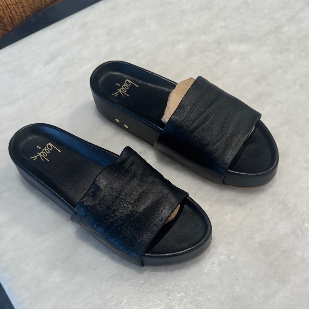 beek Black Leather Slide Sandals